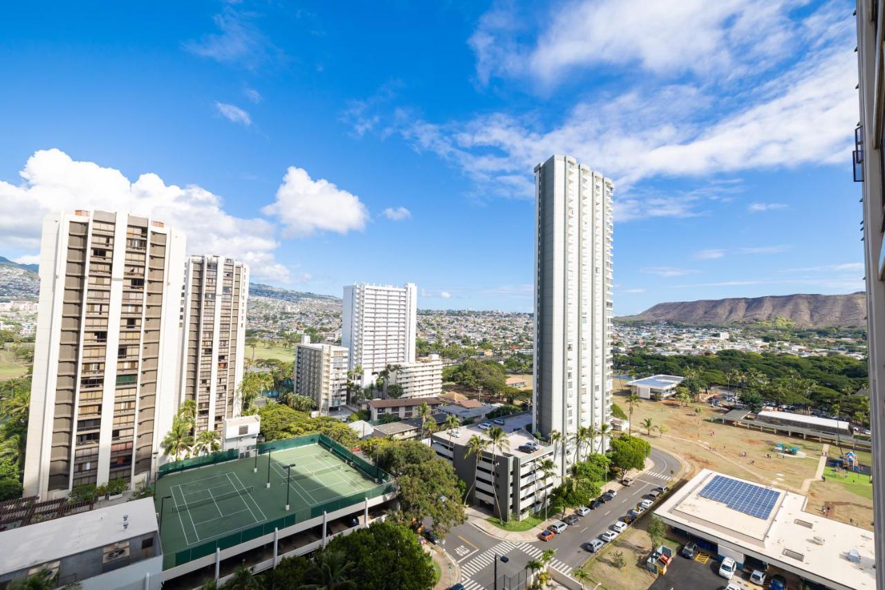 Beautiful Mountain View In Waikiki Sunset With Parking Appartement Honolulu Buitenkant foto