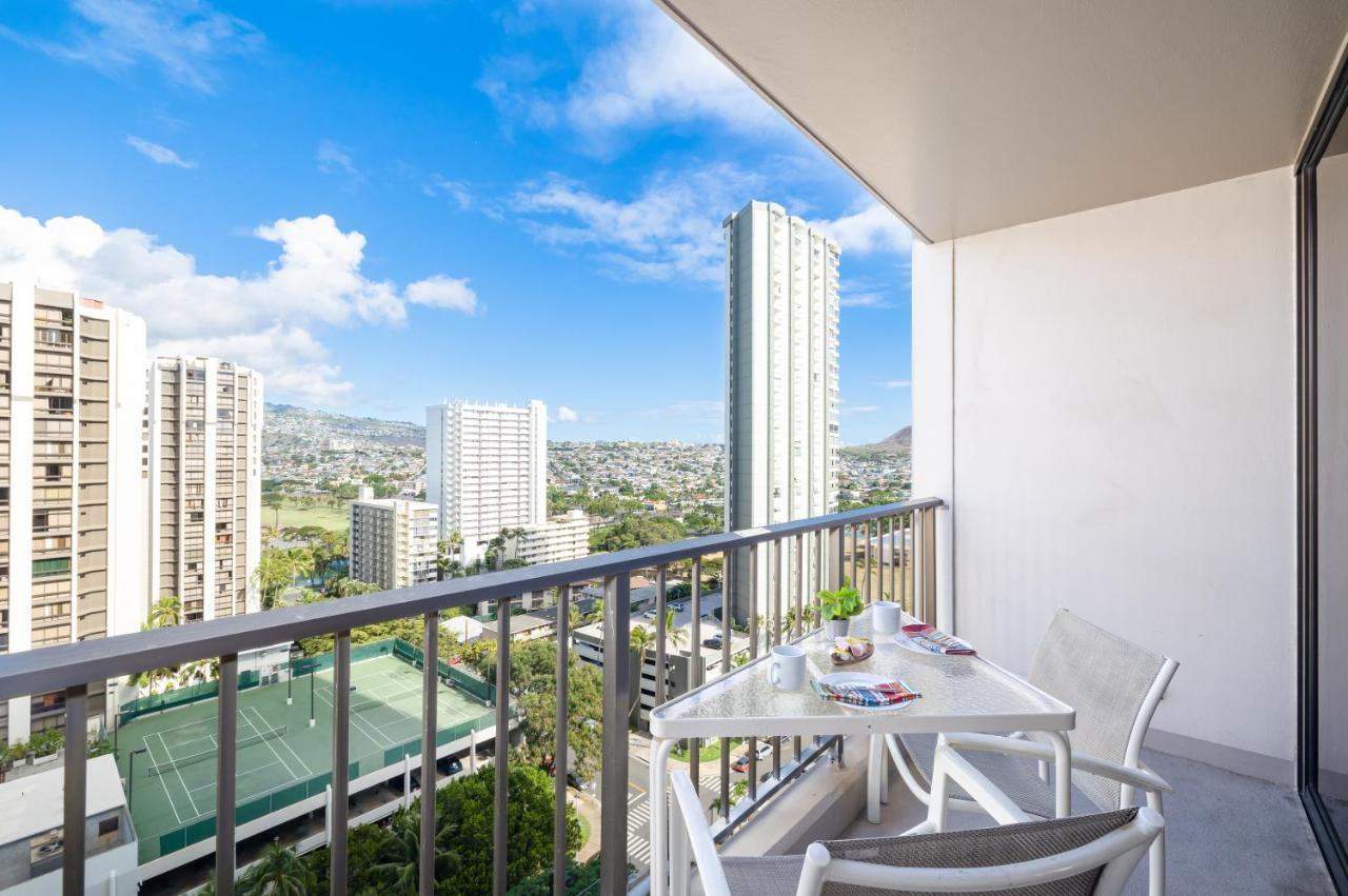 Beautiful Mountain View In Waikiki Sunset With Parking Appartement Honolulu Buitenkant foto