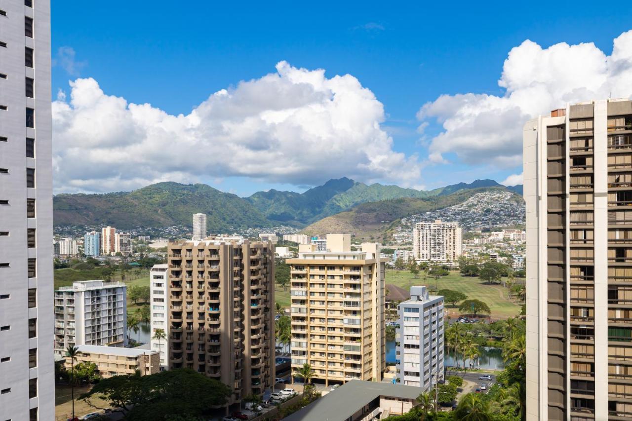 Beautiful Mountain View In Waikiki Sunset With Parking Appartement Honolulu Buitenkant foto